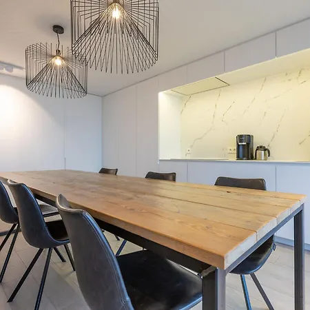 Luxurious With Stunning Sea View *